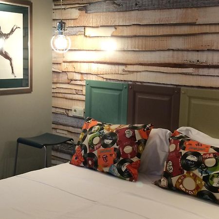 Aparthotel คีชีเนา ภายนอก รูปภาพ