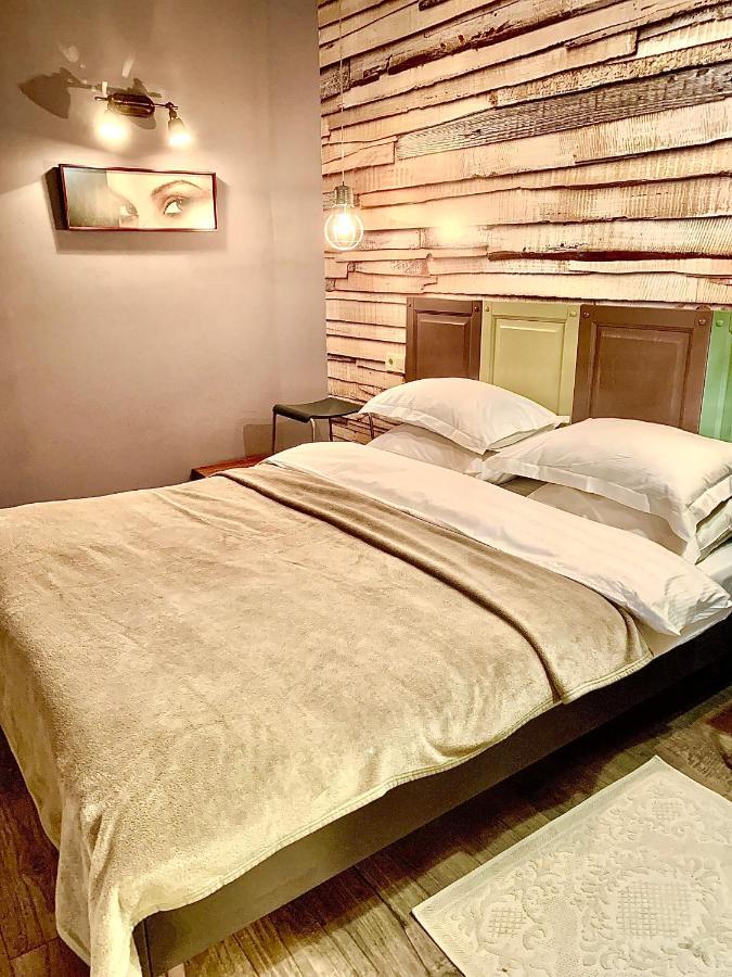 Aparthotel คีชีเนา ภายนอก รูปภาพ