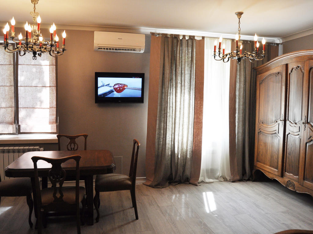 Aparthotel คีชีเนา ภายนอก รูปภาพ