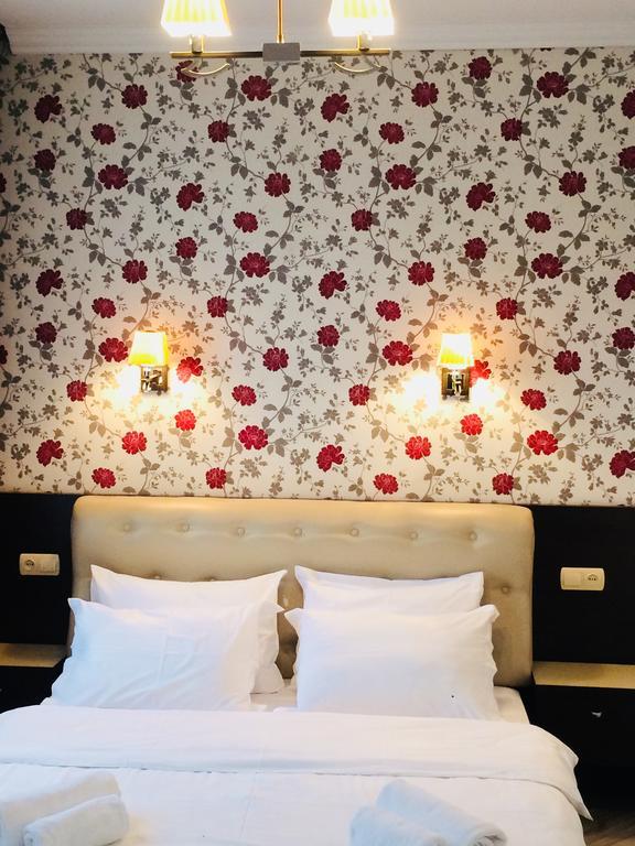 Aparthotel คีชีเนา ภายนอก รูปภาพ