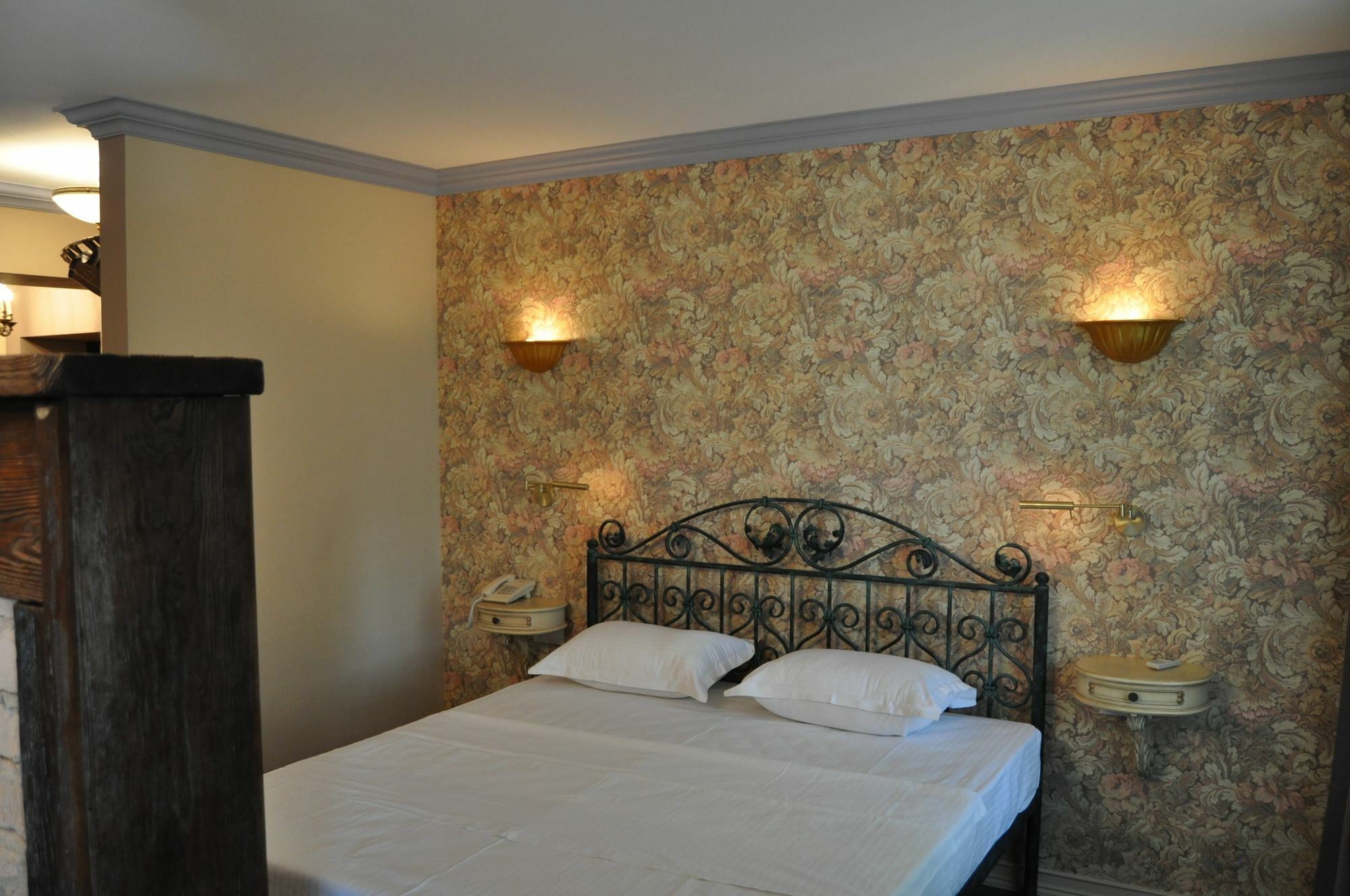 Aparthotel คีชีเนา ภายนอก รูปภาพ