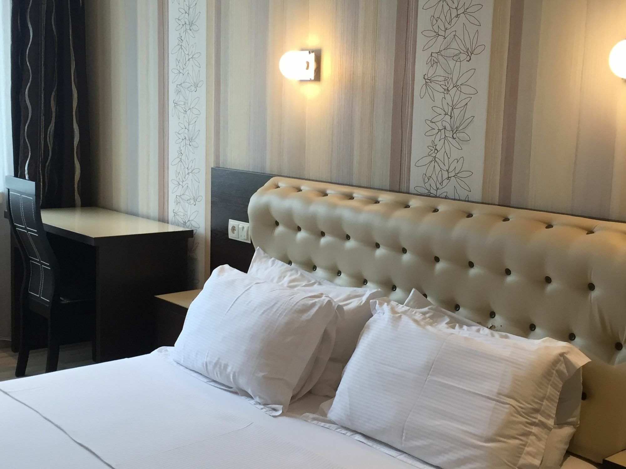 Aparthotel คีชีเนา ภายนอก รูปภาพ